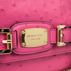 مملوكة مسبقًا Michael Kors Pink Ostrich Embossed Shoulder Flap Bag