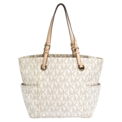 مملوكة مسبقًا حقيبة مايكل مايكل كورس جيت سيت إيست ويست كانفاس بالشعار أبيض/بيج وجلد