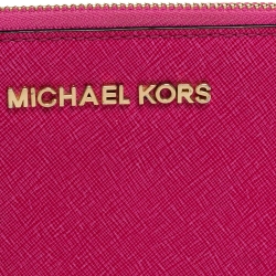 مملوكة مسبقًا Michael Kors Fuchsia Leather Zip Around Wallet