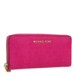 مملوكة مسبقًا Michael Kors Fuchsia Leather Zip Around Wallet