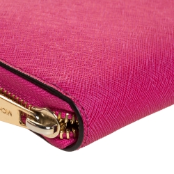 مملوكة مسبقًا Michael Kors Fuchsia Leather Zip Around Wallet