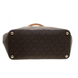 مملوكة مسبقًا Michael Michael Kors Brown Signature Coated Canvas Tote