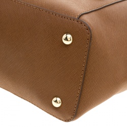 مملوكة مسبقًا Michael Michael Kors Brown Saffiano Leather Top-zip Jet Set Tote