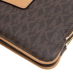 Michael Michael Kors Brown/Beige Signature Coated Canvas and Leather Large Bedford Double Zip Wristlet