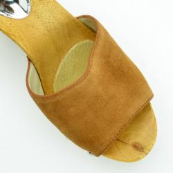 Pre Owned MICHAEL Michael Kors Tan Suede Easton Mules Size 38.5