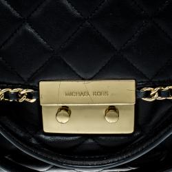 مملوكة مسبقًا حقيبة كتف مايكل كورس قلاب كارين كبيرة جلد مبطنة سوداء