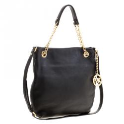 مملوكة مسبقًا Michael Kors Black Leather Shoulder Bag