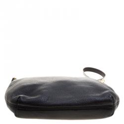 مملوكة مسبقًا Michael Kors Black Leather Shoulder Bag