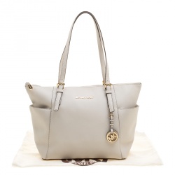 Pre Owned حقيبة يد مايكل مايكل كورس جت ست سحاب علوي جلد سافيانو بيج فاتحة