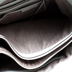 مملوكة مسبقًا حقيبة يد مايكل كورس جت ست ترافل جلد سافيانو بيضاء