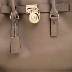 Pre Owned Michael Michael Kors Brown Leather Hamilton Top Handle Bag