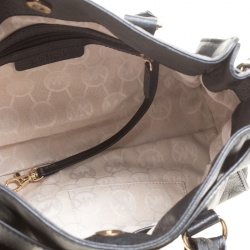 Pre Owned Michael Michael Kors Black Leather Medium Hamilton Top Handle bag