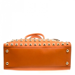 مملوكة مسبقًا Michael Michael Kors Orange Leather Large Studded Hamilton Tote