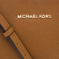 مملوكة مسبقًا حقيبة كروس مايكل مايكل كورس جلد بنية