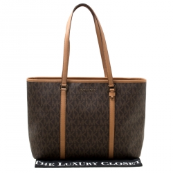 مملوكة مسبقًا حقيبة يد شوبر مايكل مايكل كورس كانفاس مقوى بنقوش شعار بنية