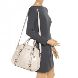 Pre Owned حقيبة مايكل كورس بدفورد جلد نقش ثعبان بيج