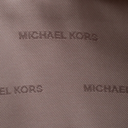 Pre Owned MICHAEL Michael Kors Off White Sail Boat Travel Wristlet