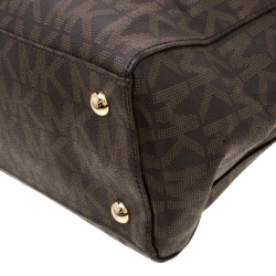 Pre Owned MICHAEL Michael Kors Brown Signature Coated Canvas Medium Cynthia Tote