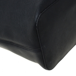 مملوكة مسبقًا حقيبة يد مايكل مايكل كورس ترافل جت ست جلد سافيانو سوداء