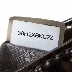 مملوكة مسبقًا Michael Michael Kors Metallic Patent Leather Berkley Clutch