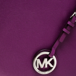 مملوكة مسبقًا حقيبة يد مايكل مايكل كورس ترافل جت ست جلد سافيانو بنفسيجة