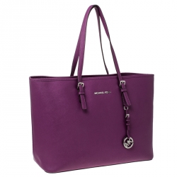 مملوكة مسبقًا حقيبة يد مايكل مايكل كورس ترافل جت ست جلد سافيانو بنفسيجة