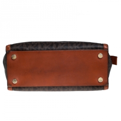 مملوكة مسبقًا MICHAEL Michael Kors Brown Signature Coated Canvas and Leather Selma Tote