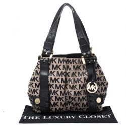 Pre Owned MICHAEL Michael Kors Black/Beige Signature Canvas and Leather Harness Grab Shoulder Bag