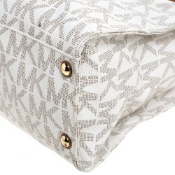 Pre Owned Michael Michael Kors Cream/Brown Coated Canvas and Leather East West Hamilton Tote