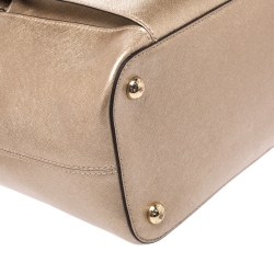 مملوكة مسبقًا حقيبة يد مايكل كورس جيب جت ست جلد ذهبية ميتالك