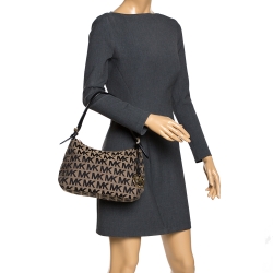 Pre Owned MICHAEL Michael Kors Beige/Black Signature Canvas and Leather Shoulder Bag