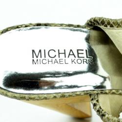 Pre Owned MICHAEL Michael Kors Beige Suede Lilly Platform Sandals With Snakeskin Trim Size 38.5