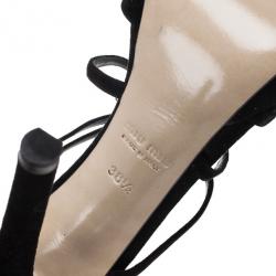 مملوكة مسبقًا Miu Miu Black Suede Crisscross Strappy Sandals Size 38.5