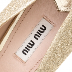 مملوكة مسبقًا Miu Miu Metallic Gold Glitter Peep Toe Platform Pumps Size 39.5