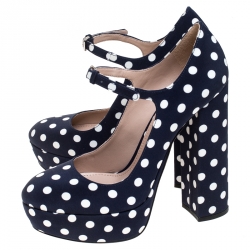 مملوكة مسبقًا حذاء كعب عالي ميو ميو نعل سميك ماري جين كانفاس منقط أزرق مقاس 35.5