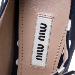 مملوكة مسبقًا حذاء كعب عالي ميو ميو نعل سميك ماري جين كانفاس منقط أزرق مقاس 35.5