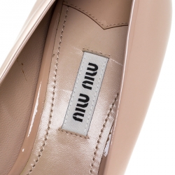 مملوكة مسبقًا Miu Miu Beige Patent Leather Peep Toe Embellished Block Heel Pumps Size 37