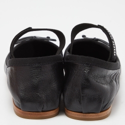 مملوكة مسبقًا حذاء باليرينا فلات ميو ميو جلد بيج نود بحزام كاحل مقاس 37.5