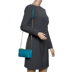 Pre Owned حقيبة كروس ميو ميو سحاب مزدوج جلد مبطنة تركواز