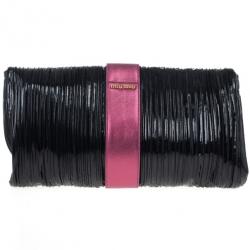 مملوكة مسبقًا Miu Miu Matelassé Embellished Patent Leather Clutch