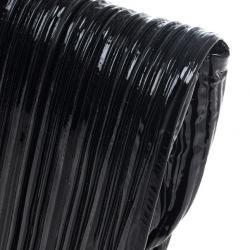 مملوكة مسبقًا Miu Miu Matelassé Embellished Patent Leather Clutch