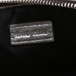 مملوكة مسبقًا Miu Miu Silver Matelasse Leather Double Zip Crossbody Bag