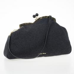 مملوكة مسبقًا Miu Miu Grey Wool Felt Oversized Clutch