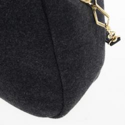 مملوكة مسبقًا Miu Miu Grey Wool Felt Oversized Clutch