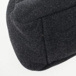 مملوكة مسبقًا Miu Miu Grey Wool Felt Oversized Clutch