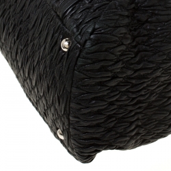 Pre Owned Miu Miu Black Matelasse Nappa Leather Shoulder Bag 