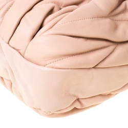مملوكة مسبقًا Miu Miu Pink Matelasse Leather Coffer Hobo