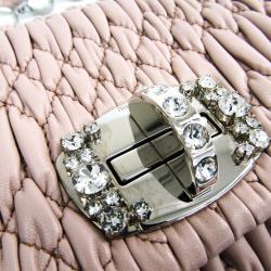 مملوكة مسبقًا Miu Miu Beige Matelasse Nappa Leather Cristal Shoulder Bag 