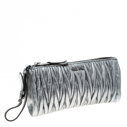 Pre Owned Miu Miu Silver Matelasse Lux Leather Wristlet Clutch 