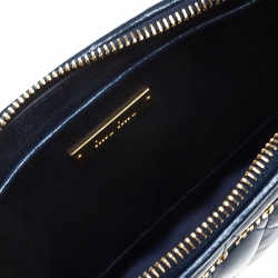مملوكة مسبقًا  Miu Miu Blue Quilted Leather Clutch